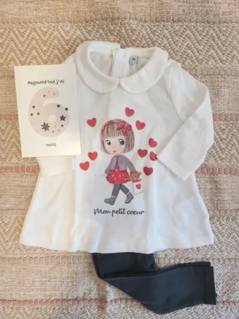 Ensemble haut col claudine et legging gris 6 mois