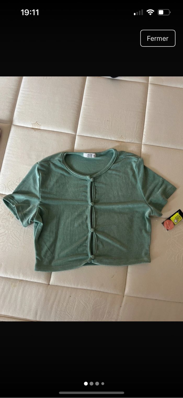 T-shirt