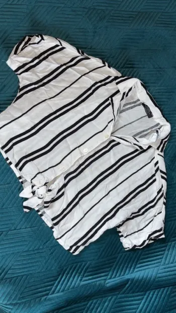 Chemise courte