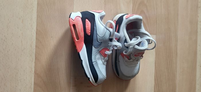 Basket enfant taille 22 - photo numéro 2