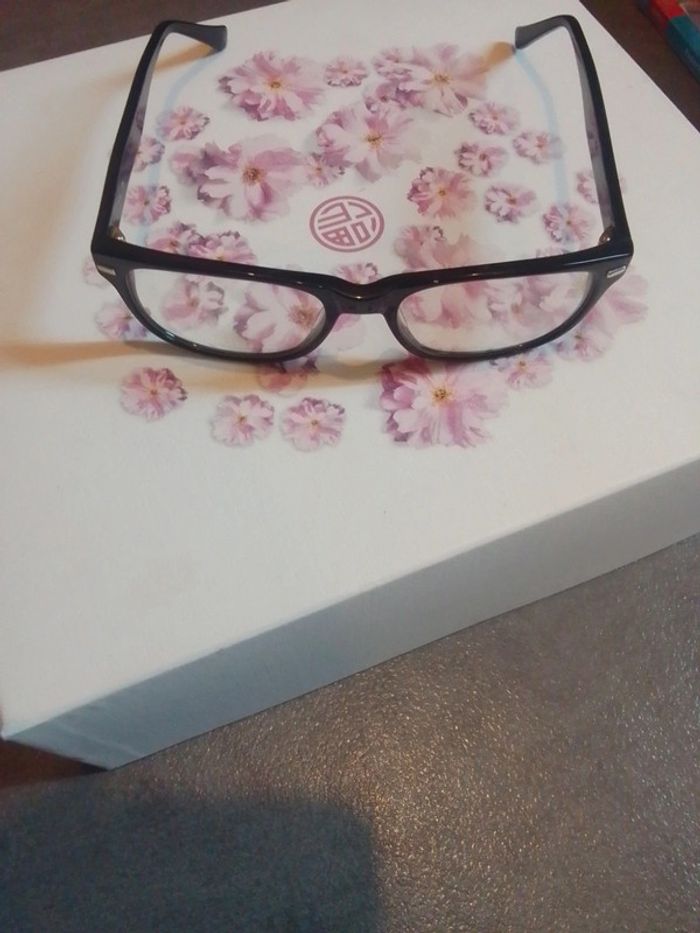 Monture lunettes lot ou a l'unité - photo numéro 8