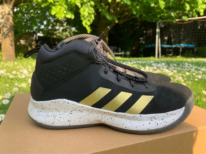 Chaussures de sport 37 1/3 Addidas - photo numéro 3