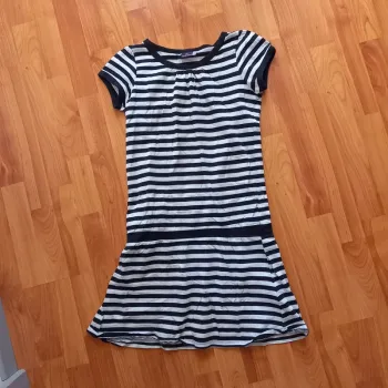 Robe sergent major à rayures