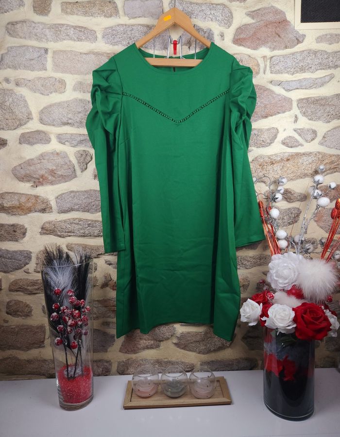 Robe manches gigot vert Femme taille 54 marque Asos 💎