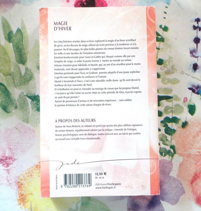Magie d'hiver 5 auteurs 5 histoires dont Nora Roberts - photo numéro 3