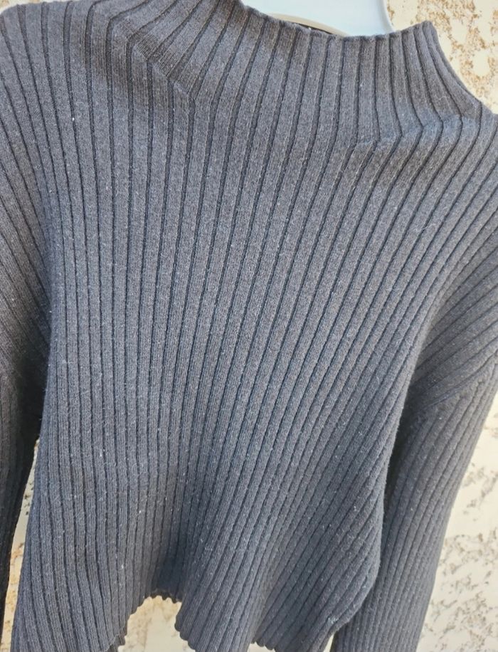Pull noir court col roulé Shein taille S - photo numéro 2