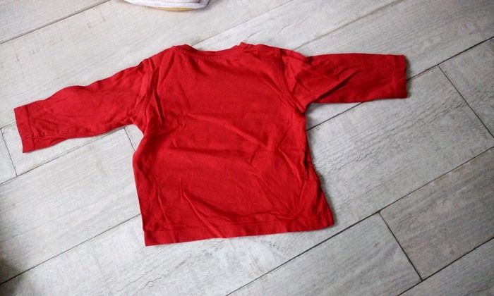Tee shirt rouge - photo numéro 4