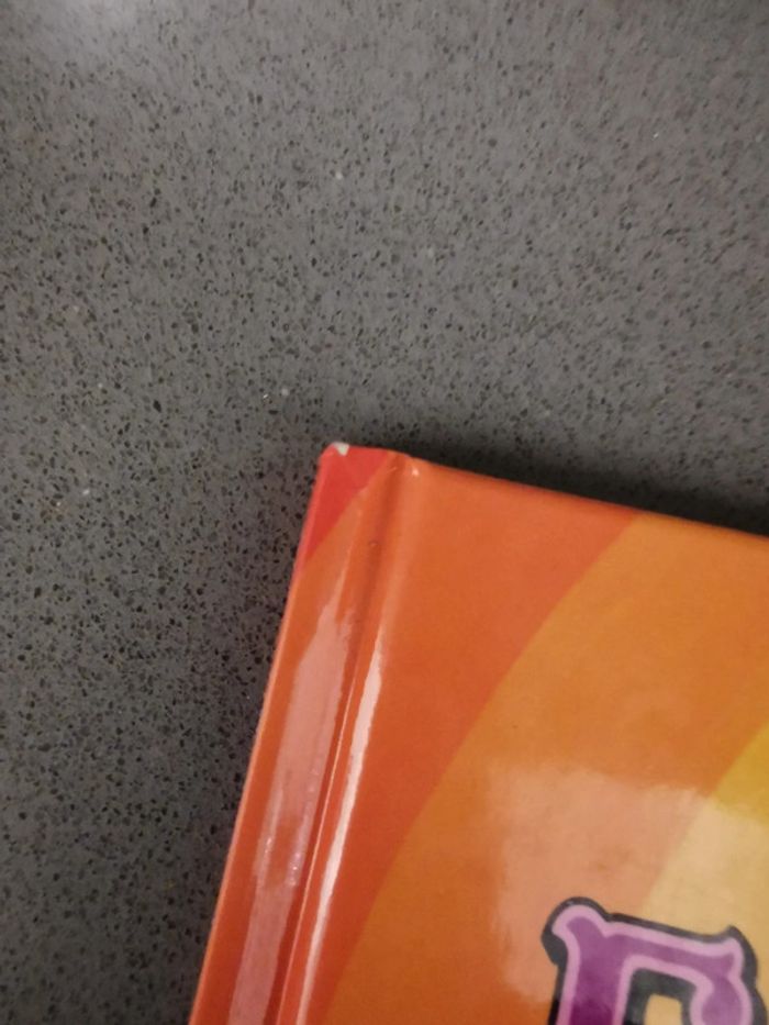 Livre Fantaisies Magiques - photo numéro 8