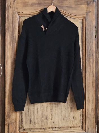 Pull noir