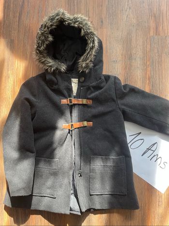 Manteau gris à capuche