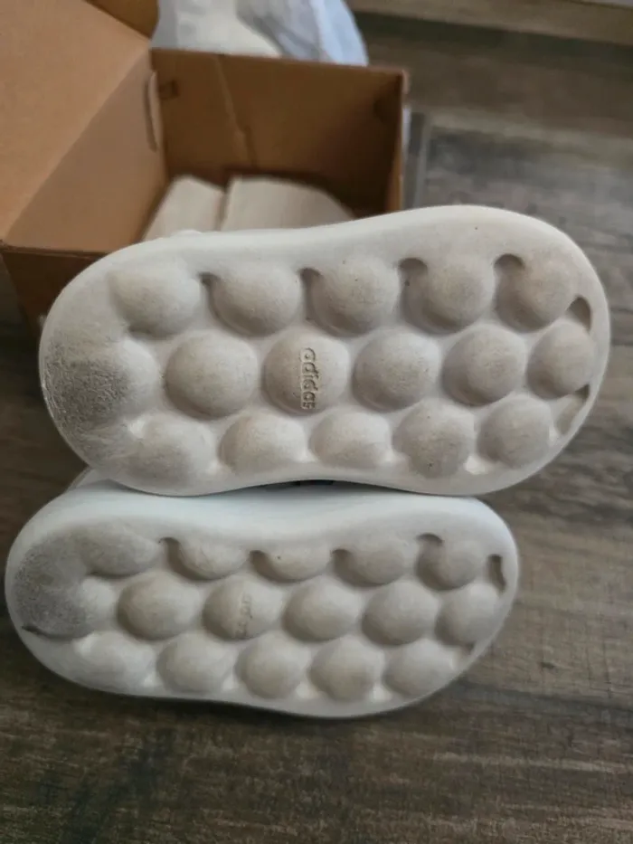 Adidas taille 20 - photo numéro 4