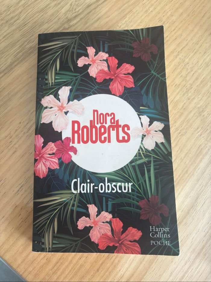Livre clair obscur