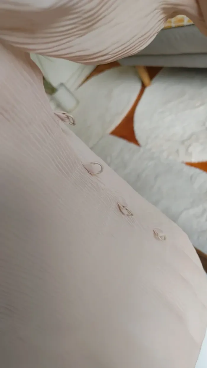 Chemisier manches longues original beige rosé en mesh légère décolleté - photo numéro 4