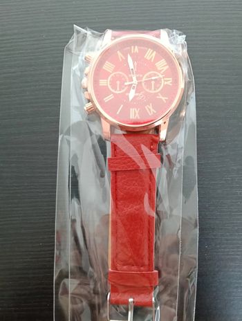 Montre femme neuf