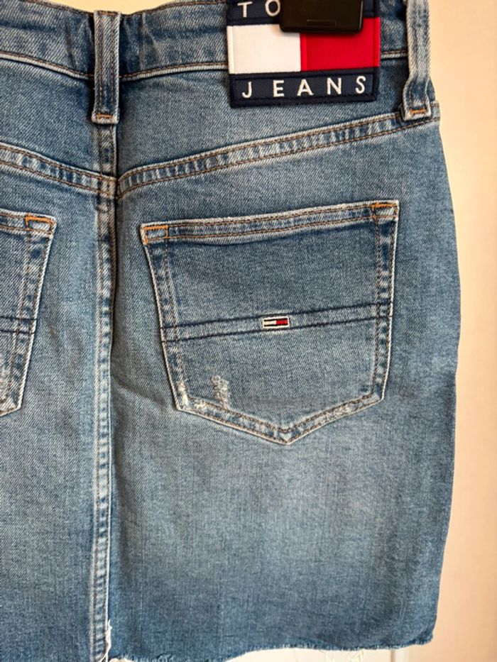 Mini jupe en jean Tommy Jeans - Taille 26 (équivalent 34/36) - photo numéro 6