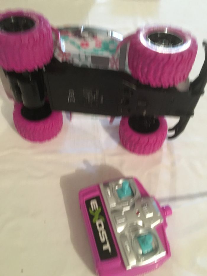 Voiture téléguidée Exost - photo numéro 4