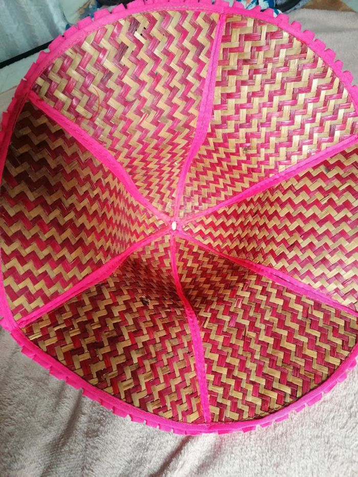 Chapeau rose en paille thaïlandais - photo numéro 4