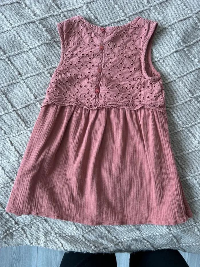 Robe 24 mois - photo numéro 2