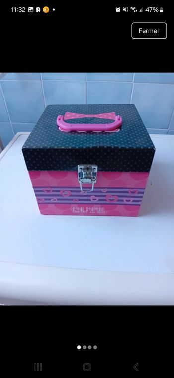 Boîte à bijoux ou autre 