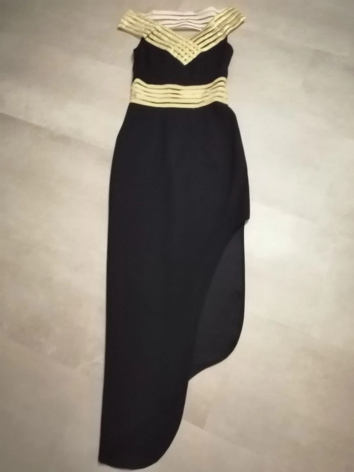 Robe longue noire et doré Taille 36/38