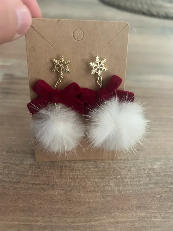 Jolie boucles d’oreilles pour Noël 🎅 - photo numéro 2