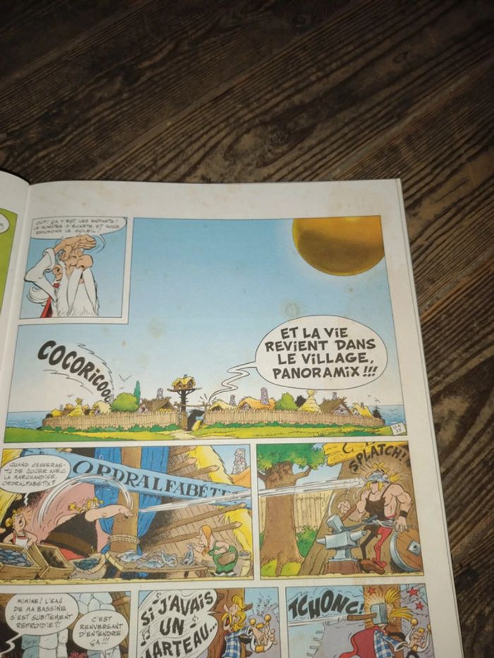2 BD Astérix - photo numéro 9