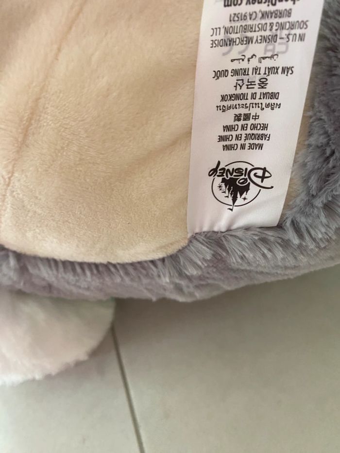 Grande peluche pan pan Disney - photo numéro 3