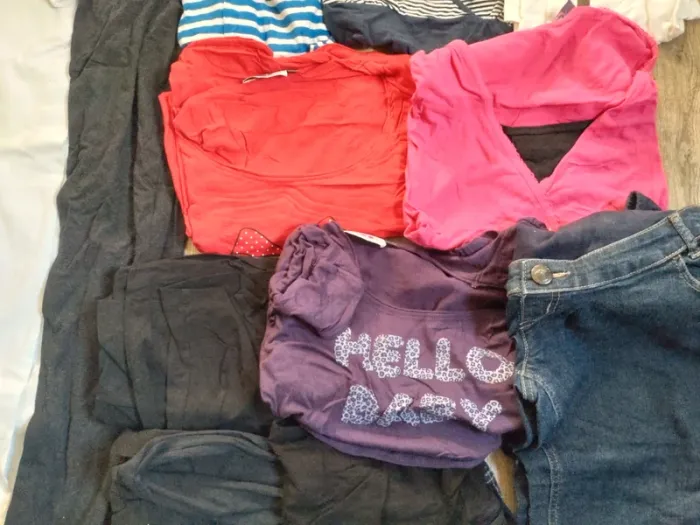 Gros lot de vêtements grossesse taille M38/40 + donne sous-vêtements grossesse et allaitement - photo numéro 6