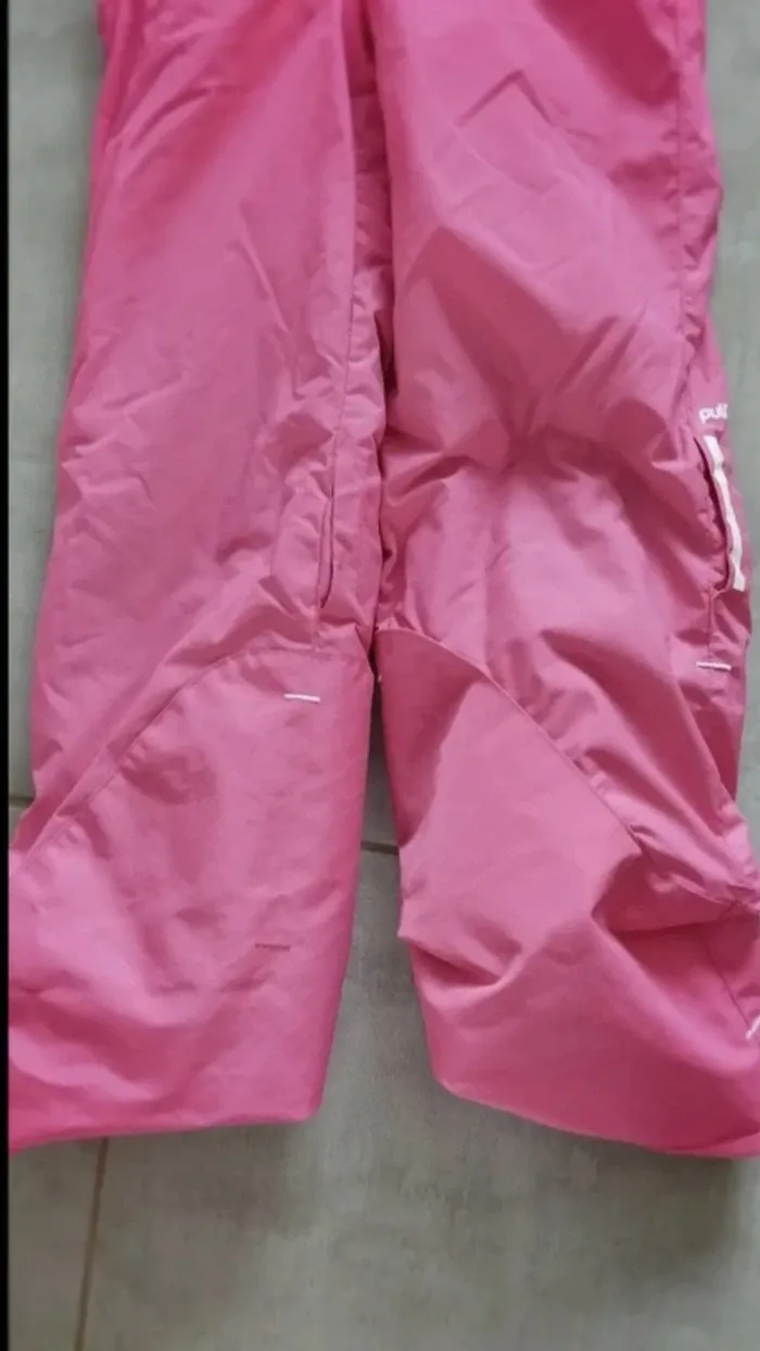 Salopette de ski Decathlon rose taille 10 ans - photo numéro 4