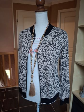 Veste zippée motif léopard