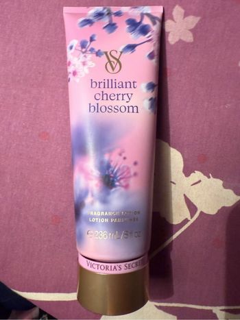 Lait parfumé victoria secret