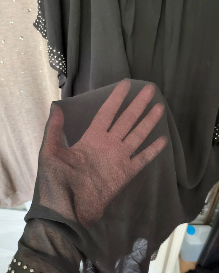 Lot 2 ponchos et un gilet festifs strass L/XL - photo numéro 10
