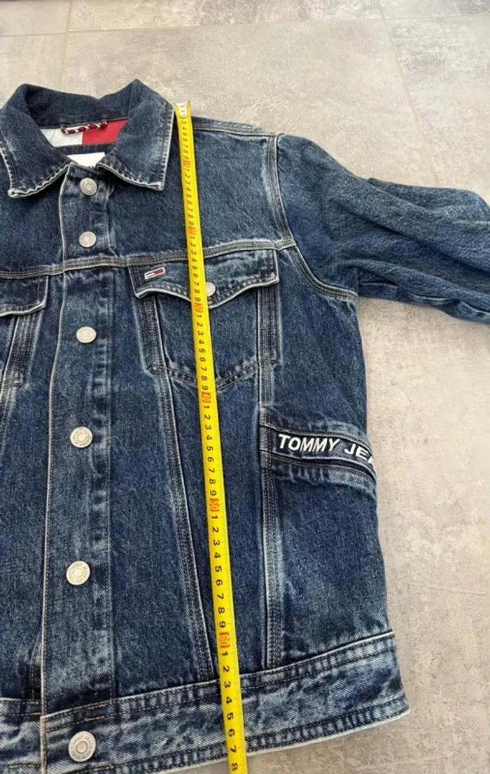Veste en jeans Tommy Jeans Oversize Utilitary Trucker neuve taille S - photo numéro 14