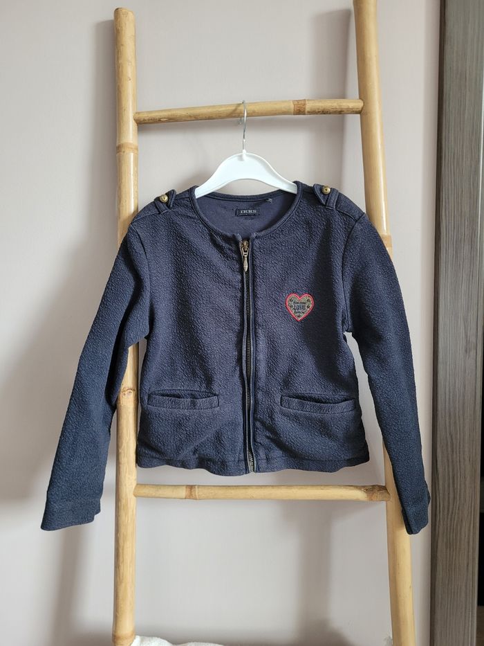 Blazer 8 ans 128 cm ikks
- photo numéro 1