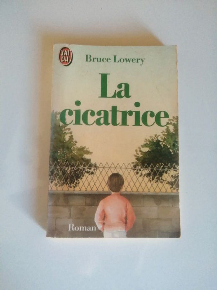 🌸La Cicatrice de Bruce Lowery 🌸