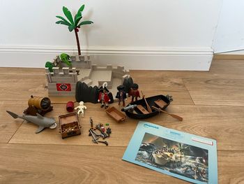 Île pirate Playmobil 