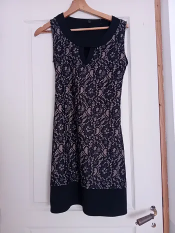 Robe dentelle femme taille 1
