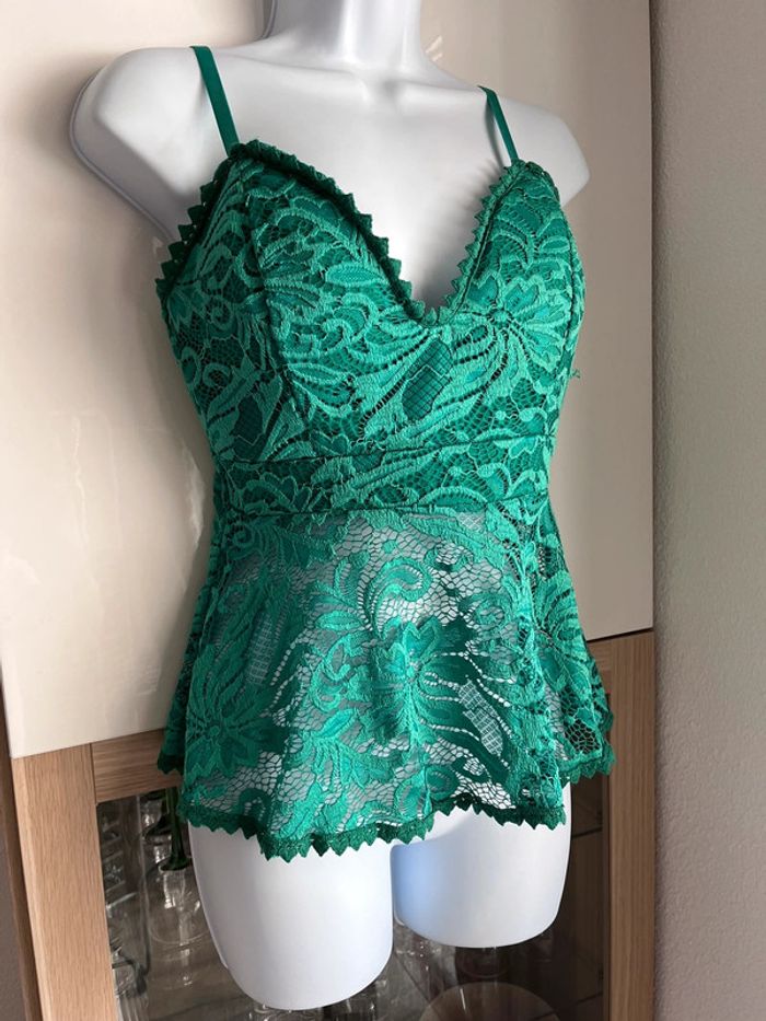 Top dentelle vert