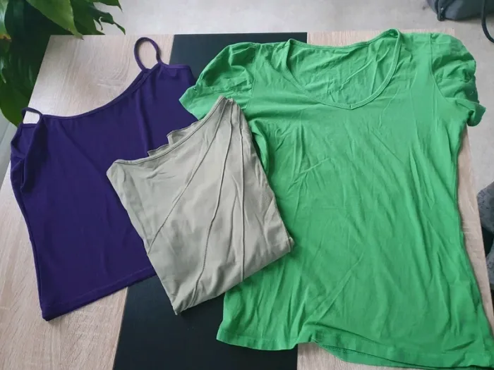 Lot tee shirt + débardeur