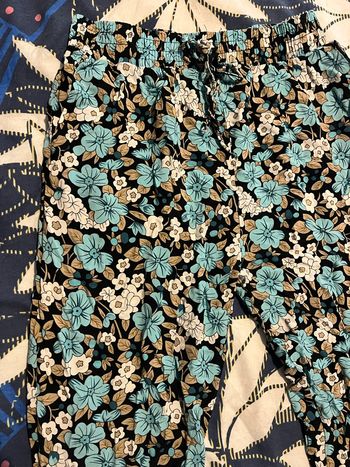 Pantalon fluide élastique fleuri