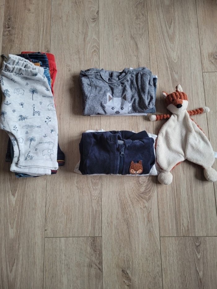 Lot vêtements - 6 mois
