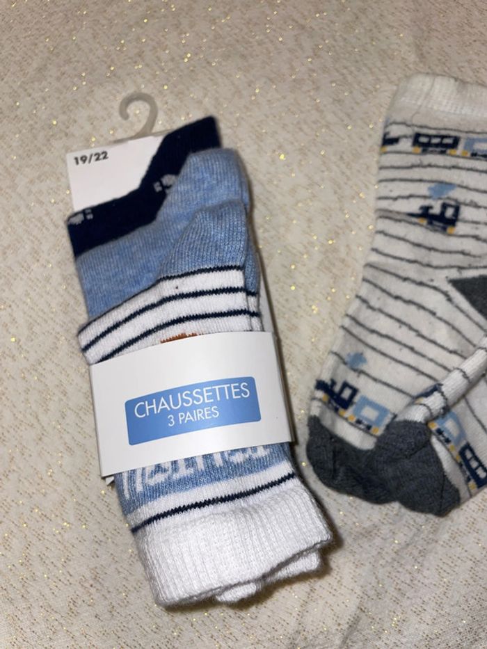 Lot chaussettes bout’ chou 19-22 neuves - photo numéro 2