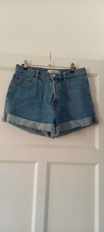 Short en jean taille haute stradivarius 40