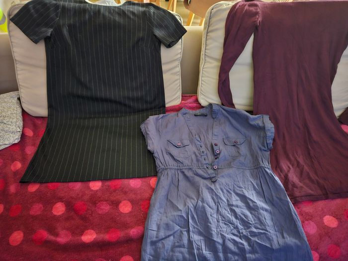 Robe fille taille S lot - photo numéro 2