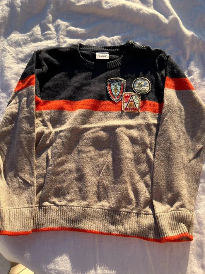 Pull  tape à l’œil 6 ans