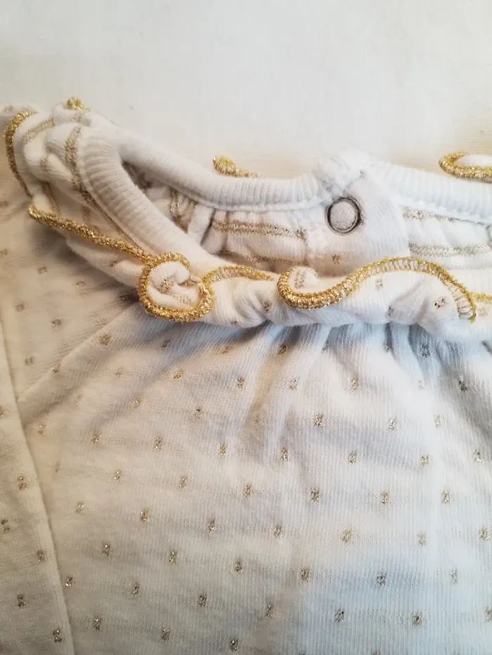 T shirt petit bateau 6 mois - photo numéro 3