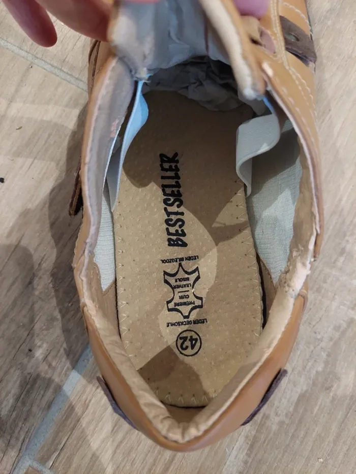 Chaussures 42 - photo numéro 6