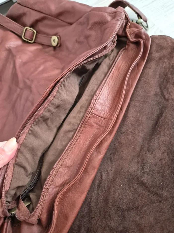 Sac en cuir bordeaux the Genuine Leather - photo numéro 9