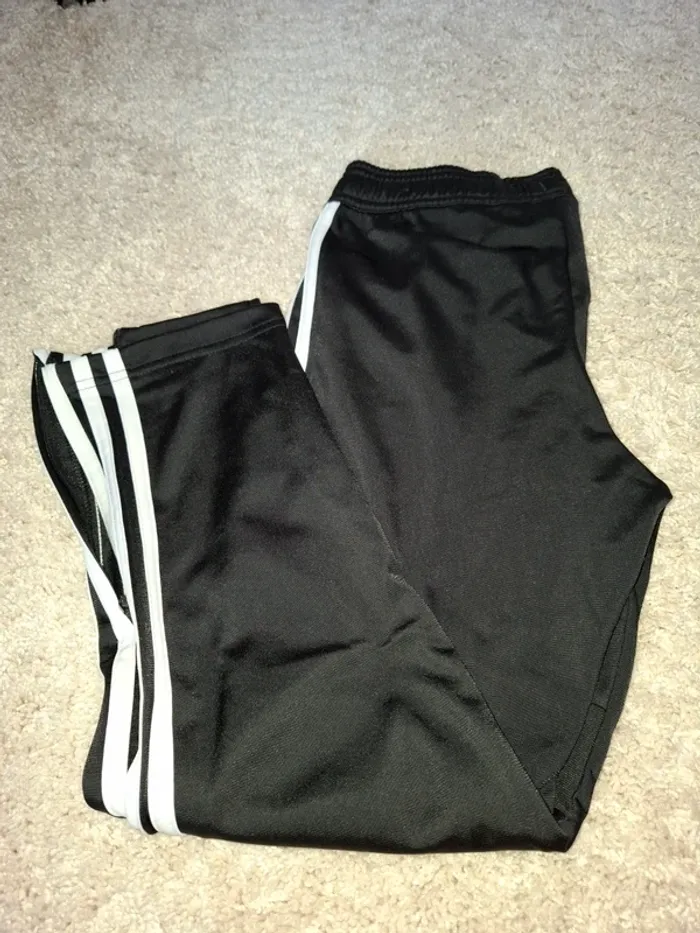 Pantalon de jogging Adidas Mixte neuf 8 ans - photo numéro 3