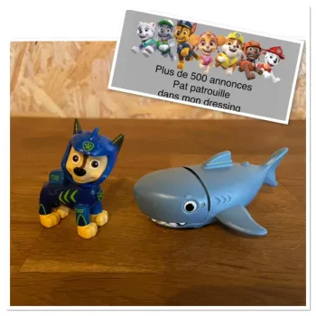 Idée Cadeau 🎁 Figurine Aqua Pups de Chase avec avec son requin de la Pat Patrouille